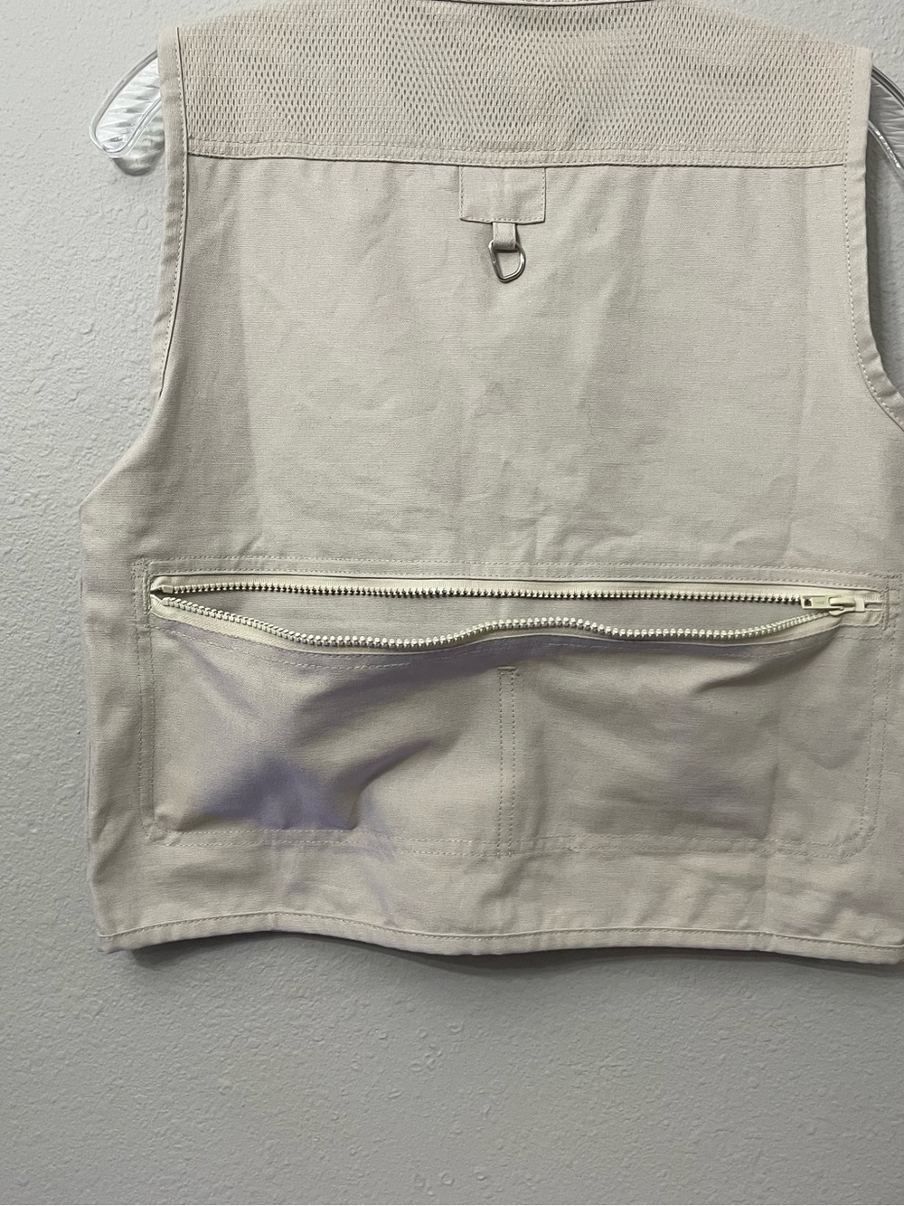 Bass Pro Shops Kids Khaki Utility Fishing Vest SZ 7 Unisex Outdoor Adventure - Picture 12 of 14